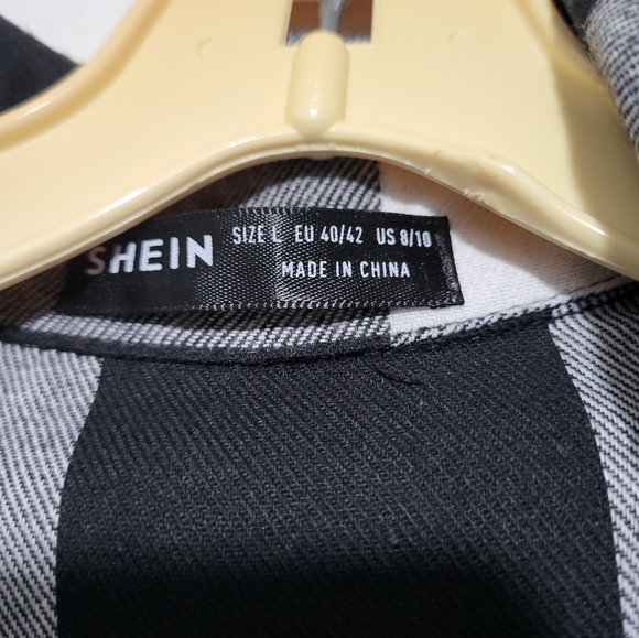 Shein Shacket - Picture 2 of 2